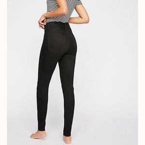Levi’s Mile High Super Skinny in Black Galaxy